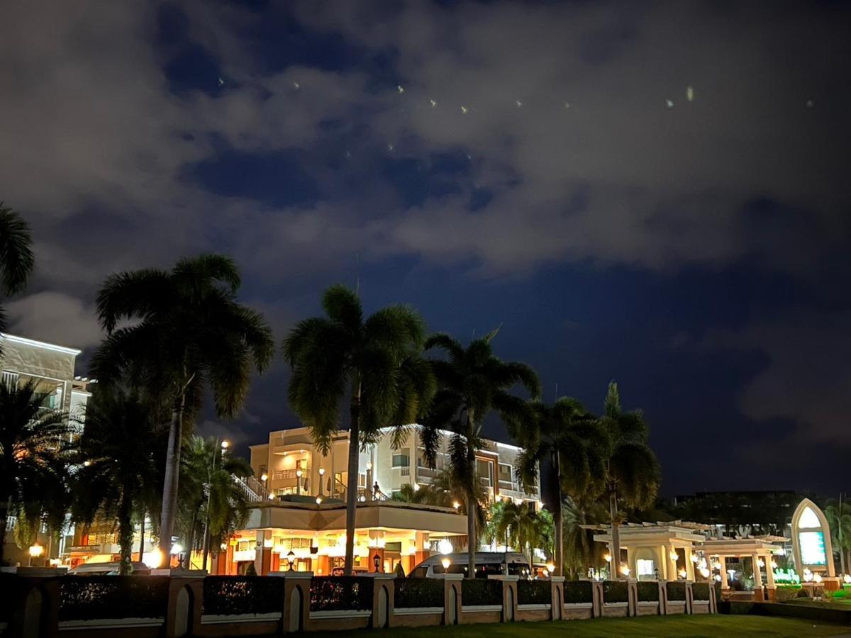 Krabi Front Bay Resort Exterior photo